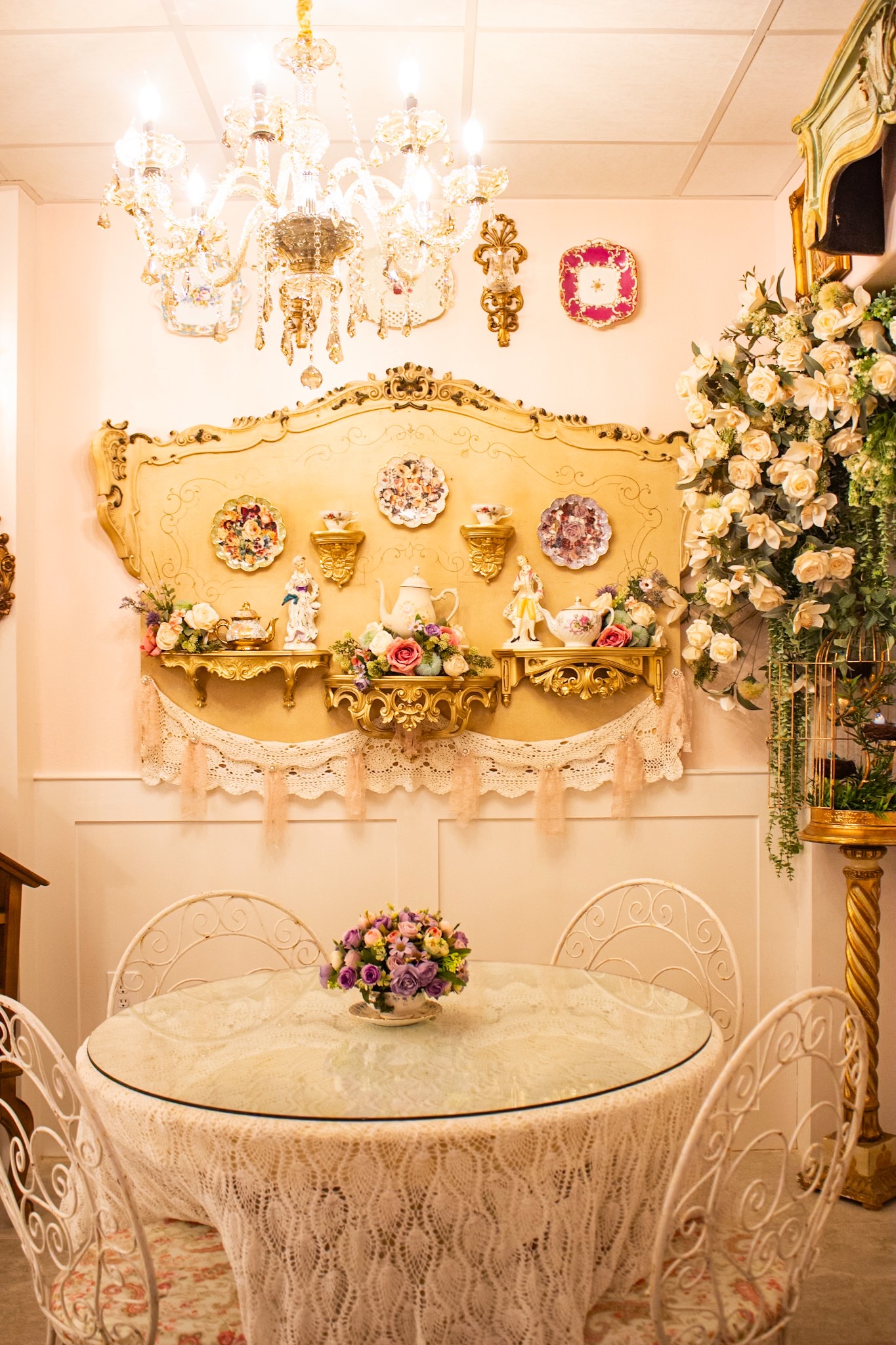 Gold display shelf with florals