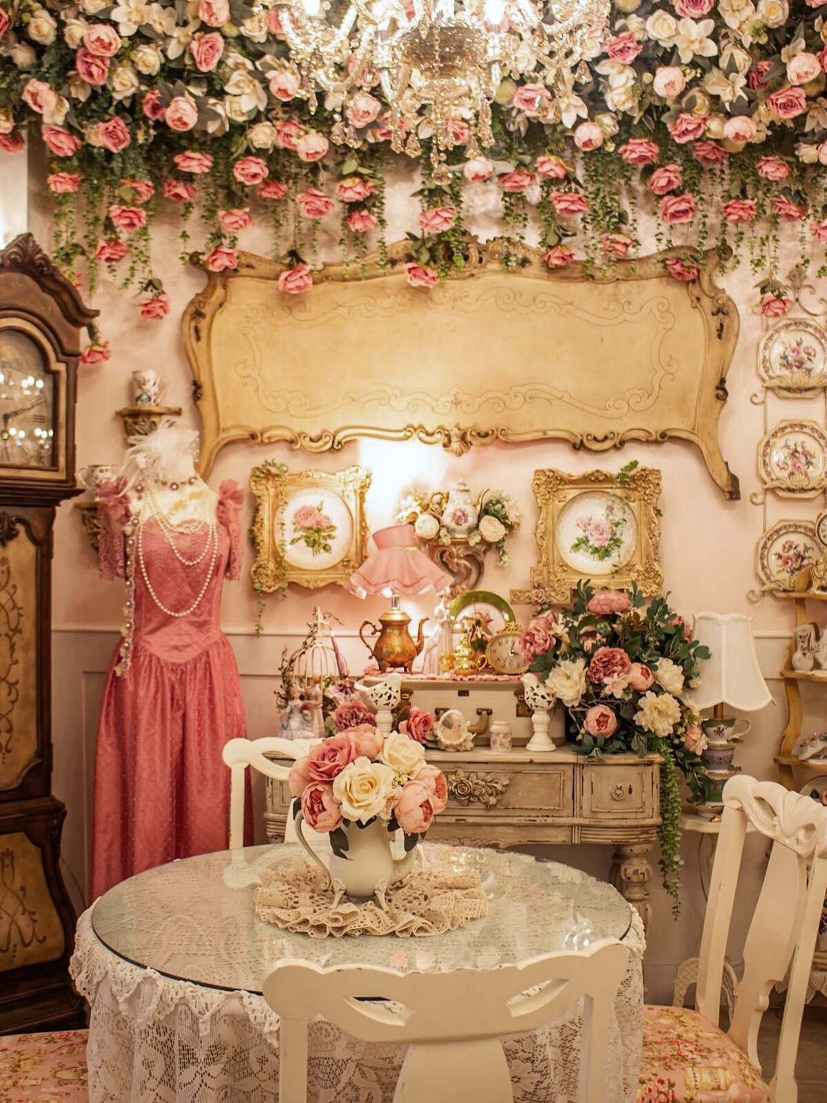 Photo shoot in vintage space
